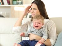 crianca fazendo birra