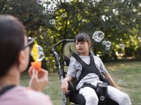 Babá para crianças com necessidades especiais